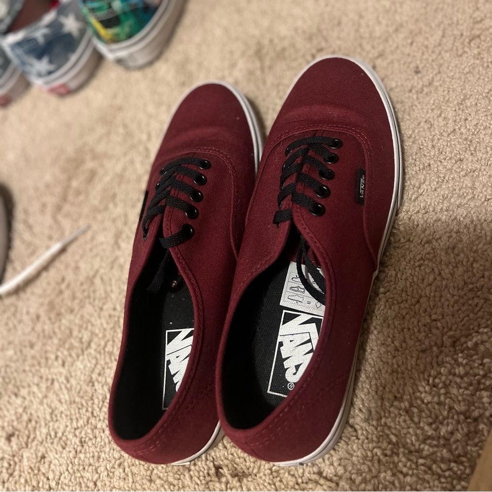 Womens 7 burgundy vans